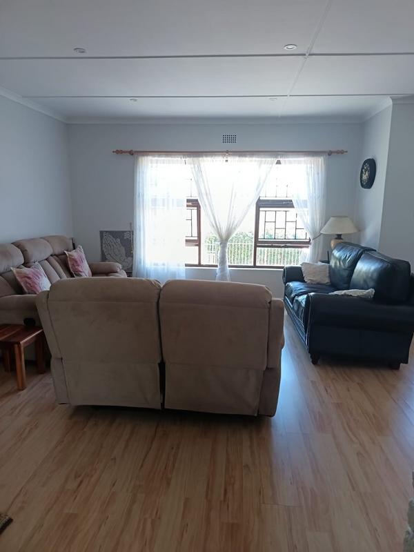 4 Bedroom Property for Sale in Heiderand Western Cape